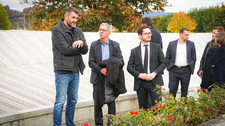 Francuski ambasador u našoj zemlji, Nj.E. Francois Delmas u posjeti Memorijalnom centru Srebrenica