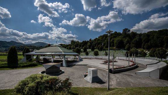 Program obilježavanja 26. godišnjice genocida u Srebrenici